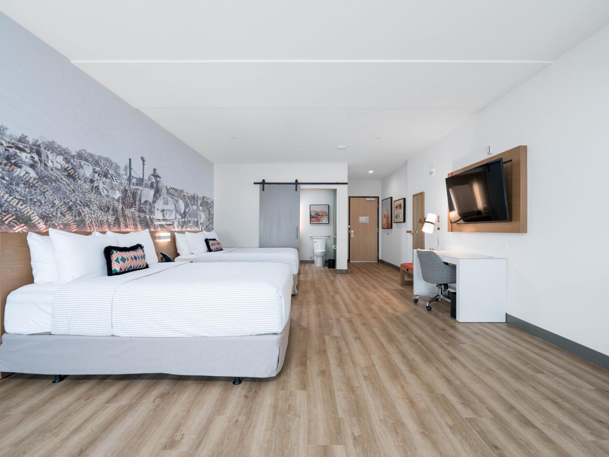 Cambria Hotel El Centro - Imperial Экстерьер фото