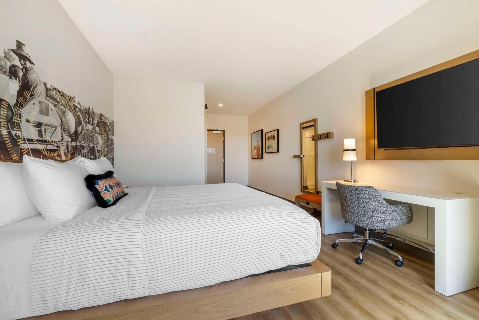 Cambria Hotel El Centro - Imperial Экстерьер фото